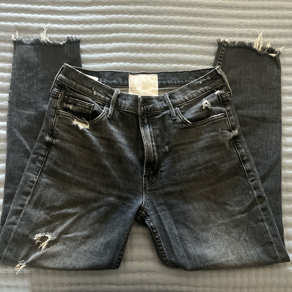 MOTHER SUPERIOR DENIM JEANS

The sinner crew 

Black